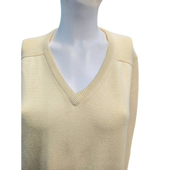 LL Bean Yellow V Neck Sweater Sz XL Cotton Soft Classic Fall Winter - Picture 6 of 10